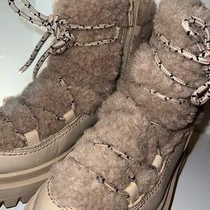 Girls Zara faux Sheep Fur boots